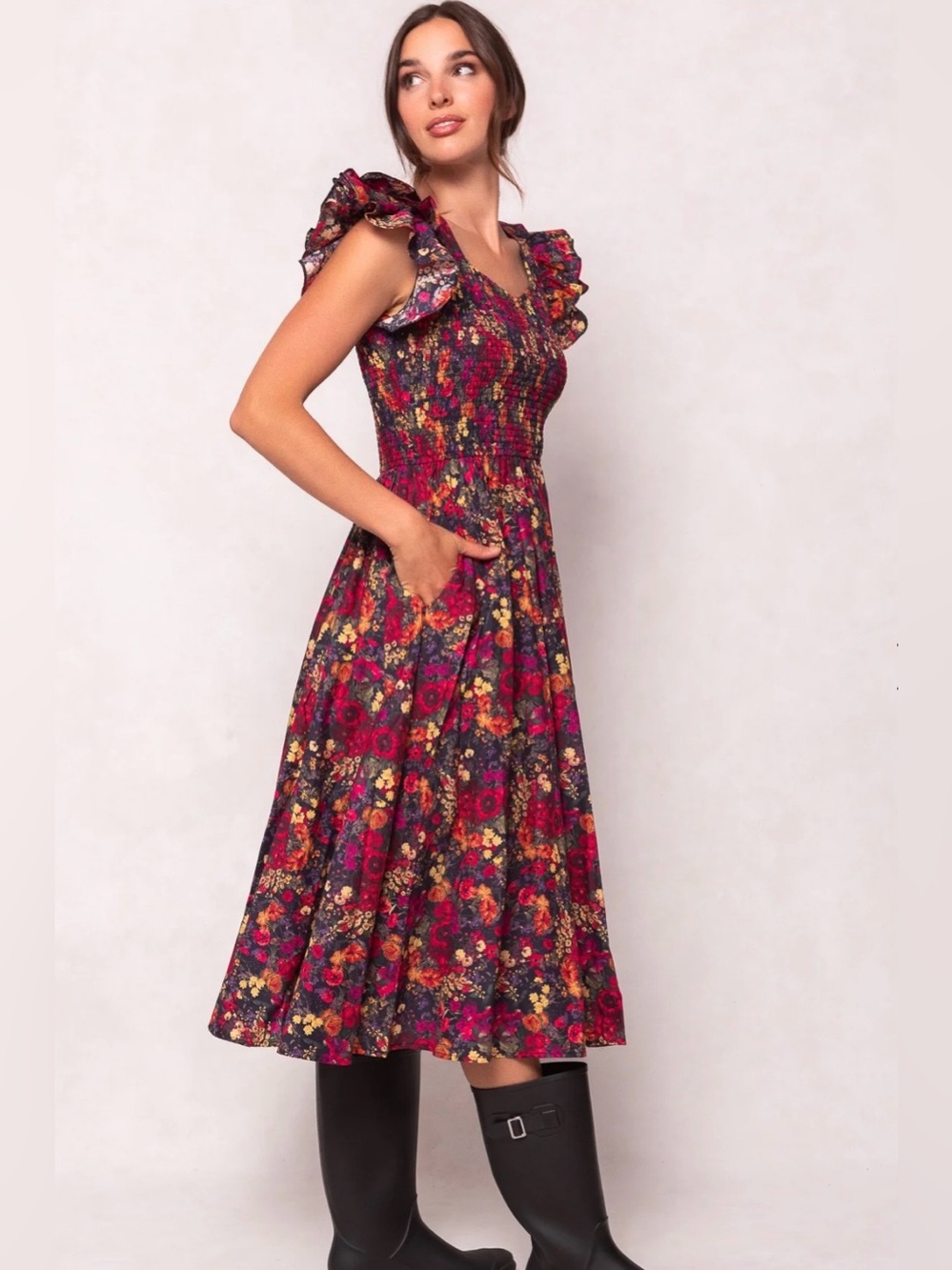 Ivy City Co. 100% Cotton Hattie Dress in Night Garden Floral Smocked Midi Small